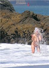 海滩浴场天体女人9