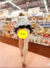 香港人去超市没穿裤子 
