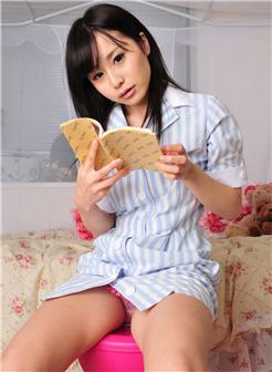 逢坂愛写真集