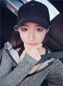 郑州95后网红美女