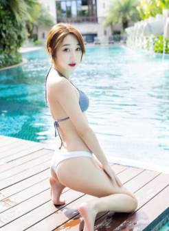 美女诱惑mm131韩国三级气质美女感比基牛仔裤丰满