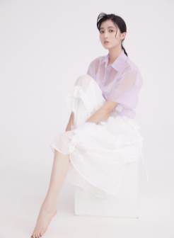 亚洲气质美女模特透明T恤露点写真图片