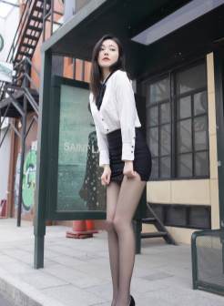 小日本AV大奶美女 白嫩大奶2021拍摄的最骚黑丝袜