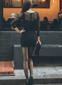 韩国美女国模朴正允黑色连体短裙黑丝高跟街拍