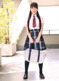 亚洲女孩合田柚奈可爱性感制服私拍图片