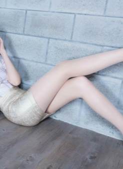 亚洲美女腿模Christine性感丝袜美腿写真