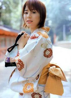 日本少妇爆乳 美丽的日本少妇