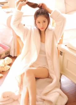韩国性感女神白嫩肌肤性感私房写真图片