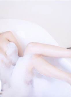 抖娘-利世 – 浴缸 [36P]