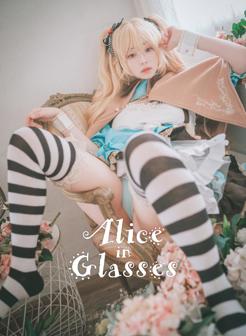 BamBi밤비 – Alice in Glasses