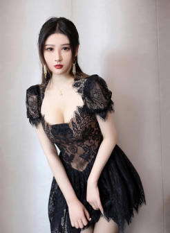 穿黑丝的成熟亚洲美女性感照片