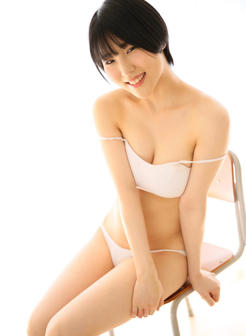日本gogo人体艺术天然女生内衣性感图在线观看