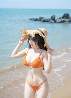 脱尾巴Mizuki沙滩泳装
