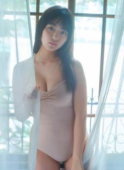 丰田露娜（丰田留妃）.豊田ルナ『恋の光線』BOMBデジタル写真集