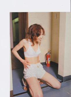 石野真子写真