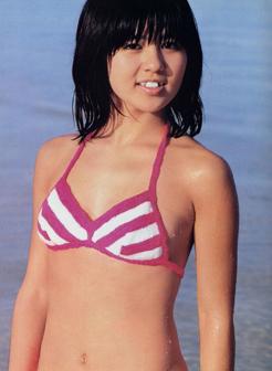 石野真子写真