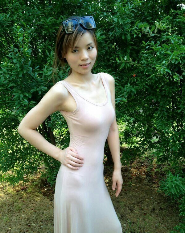 熟女吧老女15P 农村里的熟女(3)(点击浏览下一张趣图)