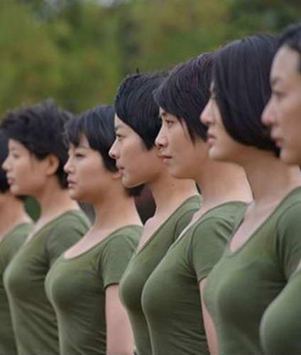 越南女兵图片大全越南女兵档案在线阅读作品(点击浏览下一张趣图)