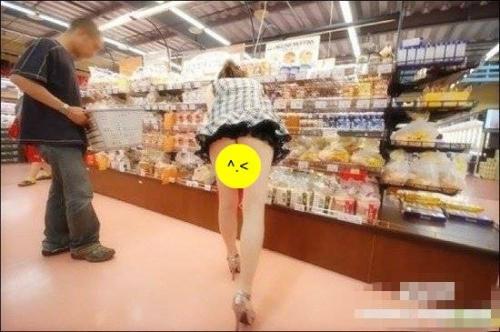 香港人去超市没穿裤子 (点击浏览下一张趣图)