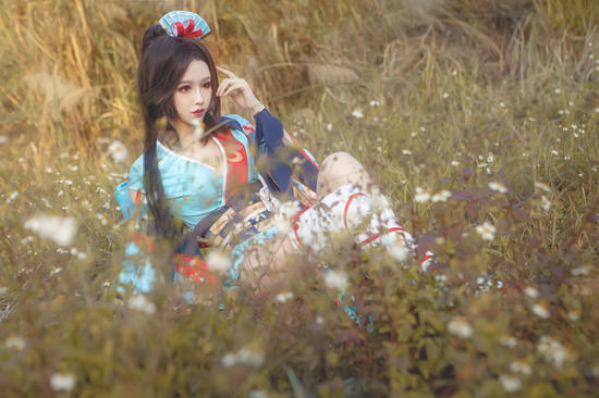 阴阳师女式神裸体cosplay真人图(5)(点击浏览下一张趣图)