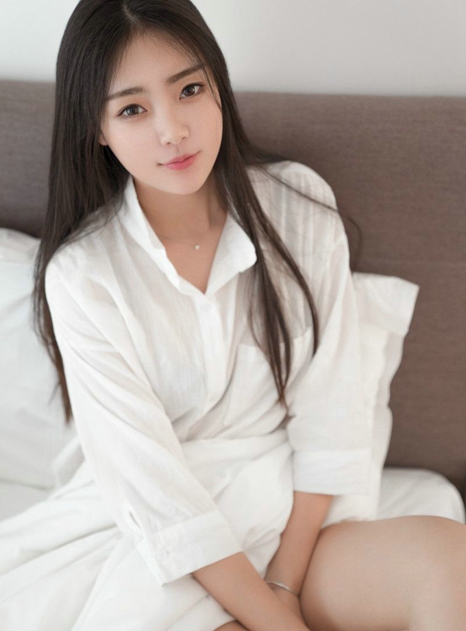 日本高中生洗澡视频白衬衫美女图片(4)(点击浏览下一张趣图)
