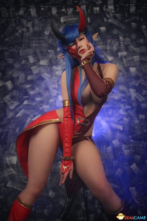 动漫美眉禁处被褥挠脚心 cosplay(4)(点击浏览下一张趣图)