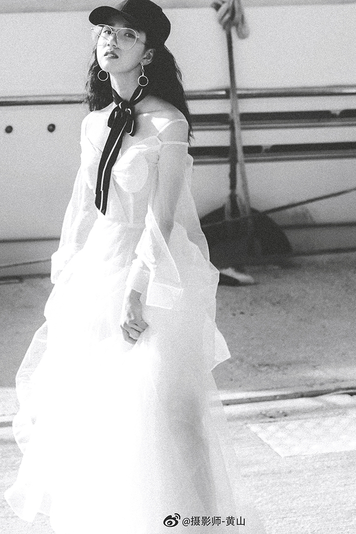 婚纱照黑白风格可以吗？唯美黑白婚纱照一样美丽(2)(点击浏览下一张趣图)