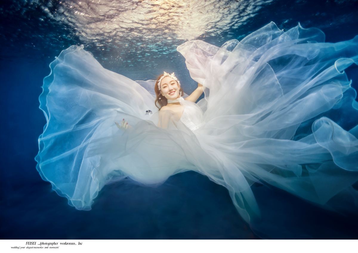 水下婚纱照照片(6)(点击浏览下一张趣图)