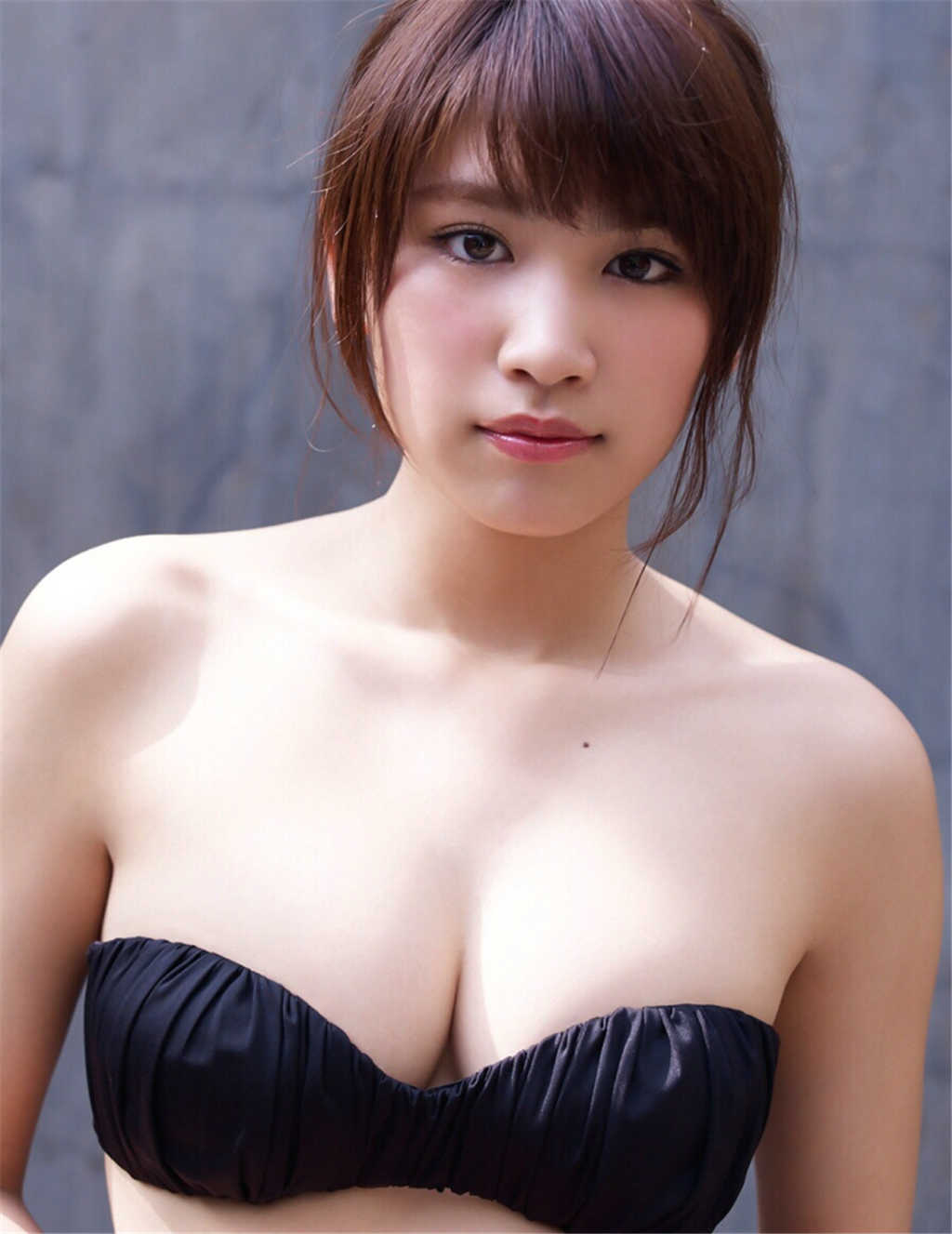 日本19岁女护理诱人大胸丰满身姿阳光写真(4)(点击浏览下一张趣图)