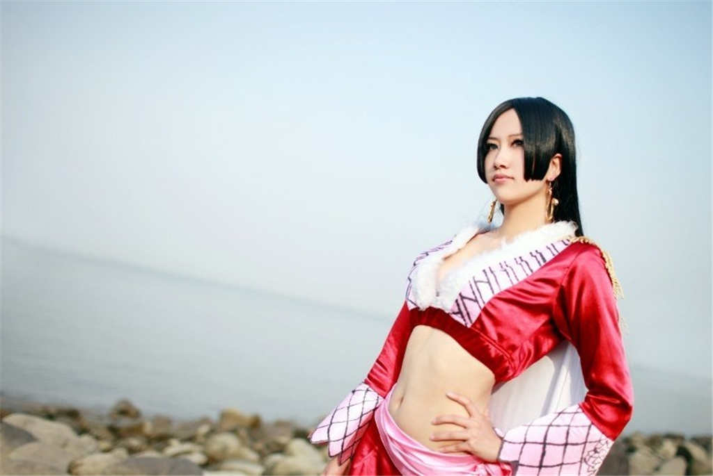 性感美女cosplay 女帝私欲膨胀的图片(7)(点击浏览下一张趣图)