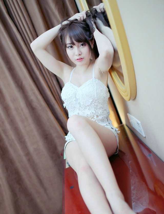 [下一篇亚洲嫰图10p]马尾辫少女美女床上吊带衫性感写真(5)(点击浏览下一张趣图)