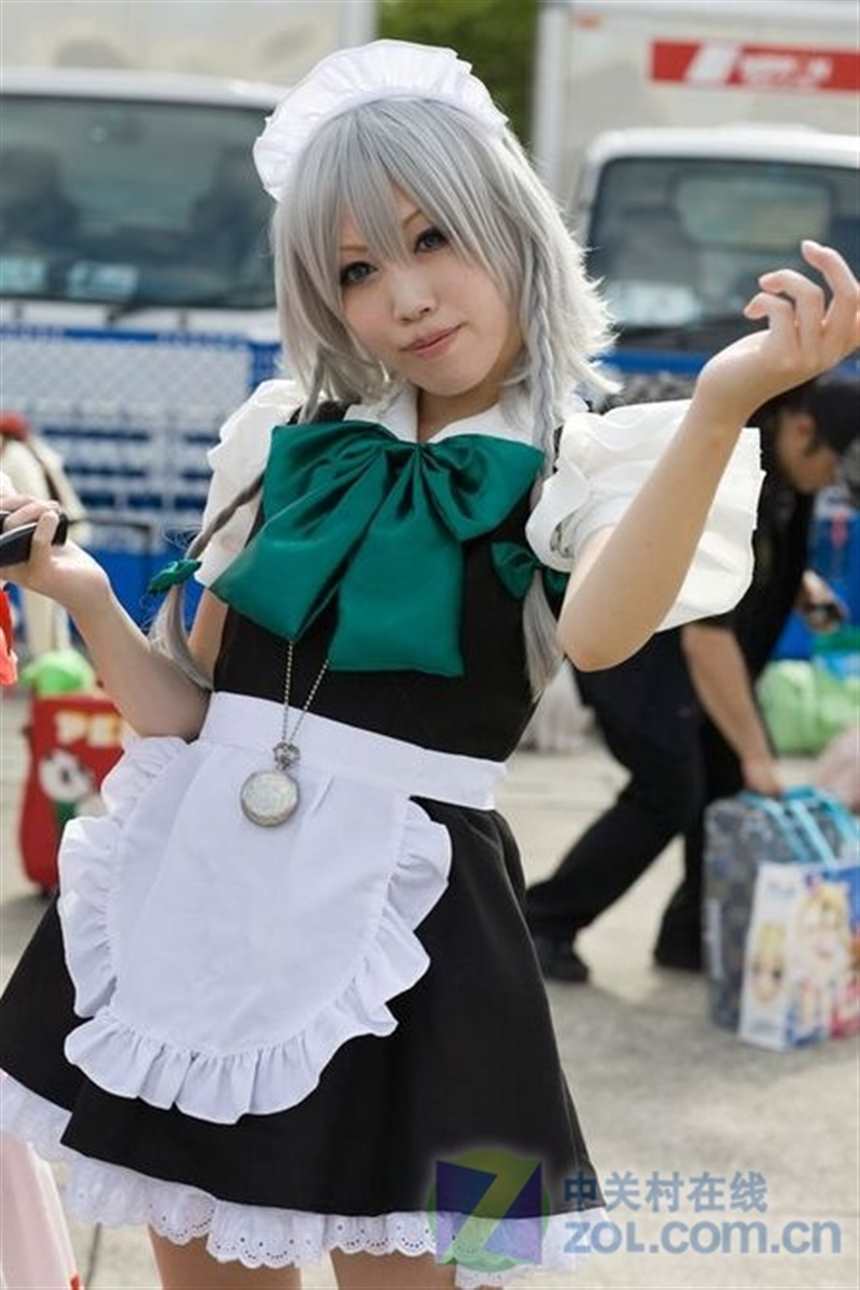 漫展cosplay露出大部分是鸡(2)(点击浏览下一张趣图)