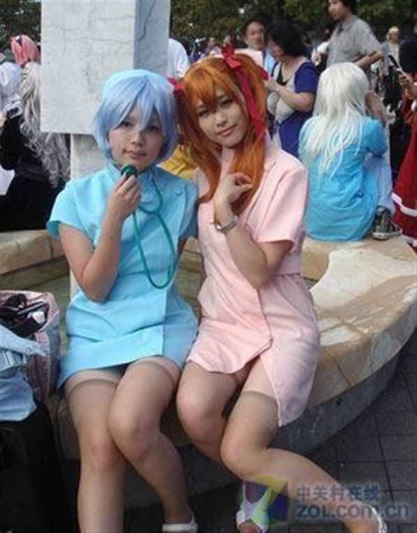 漫展cosplay露出大部分是鸡(3)(点击浏览下一张趣图)