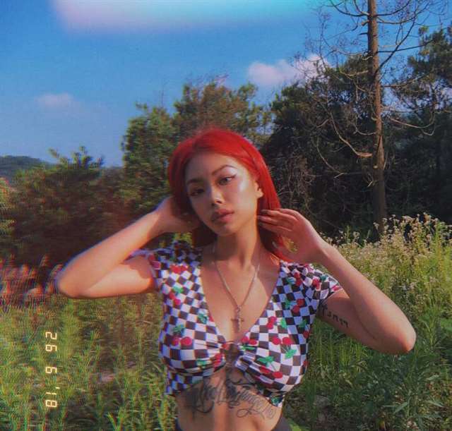 “活下去”期待越来越多的女rapper能够大放异彩..