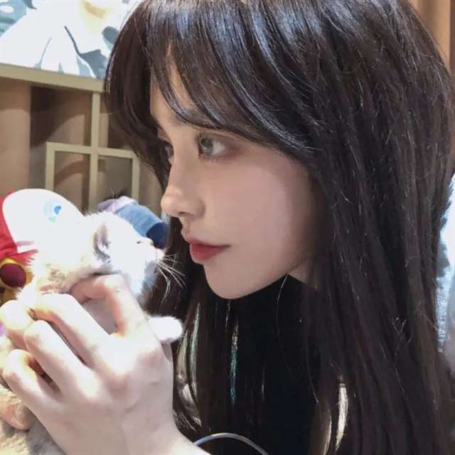 女士微信头像大气端庄