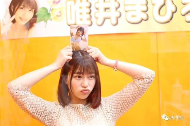 桃乃木香奈、伊藤舞雪和唯井真寻R18片场自拍图集