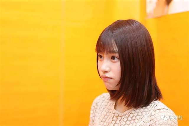 桃乃木香奈、伊藤舞雪和唯井真寻R18片场自拍图集