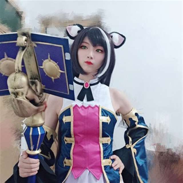 cosぽご凯露(新年)cos「あっち行けっ