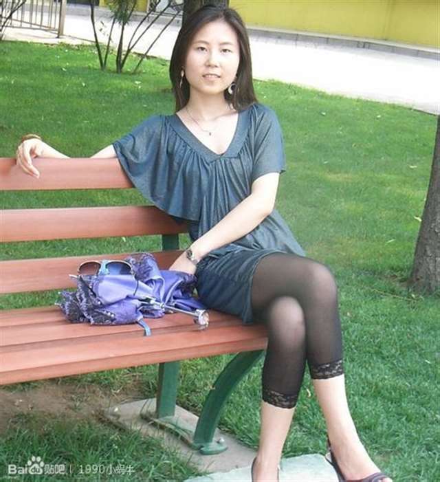 小蜗牛熟女身材巨好的年轻妈妈 