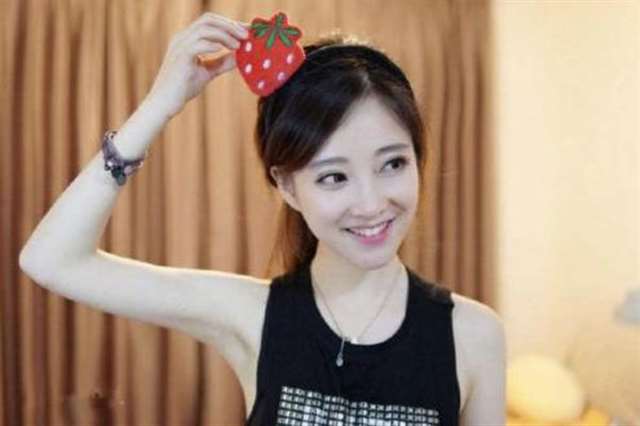 冯提莫资源 高清视频 床战土豪干爹13分钟