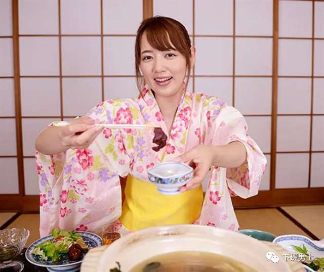 美咲佳奈（美咲かんな みさきかんな、1994年7月3日 - ）