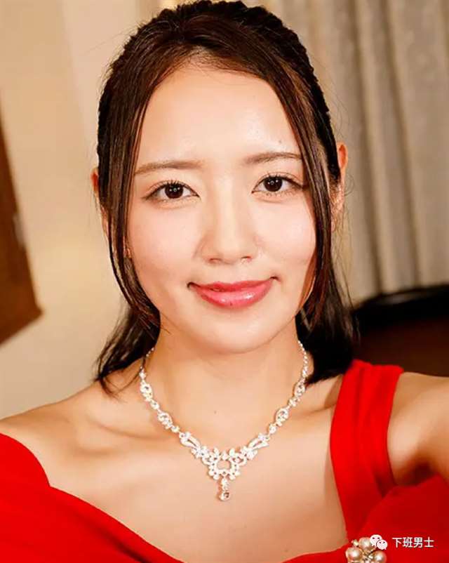 美咲佳奈（美咲かんな みさきかんな、1994年7月3日 - ）