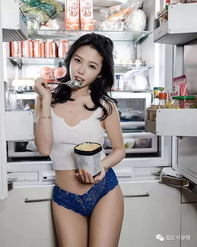 :国模Luvian李凯诗私房诱惑写真