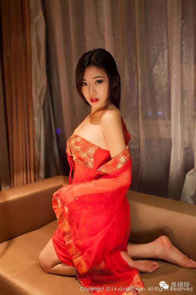 推模特 李凯诗 Luvian 魅惑复古重装归来