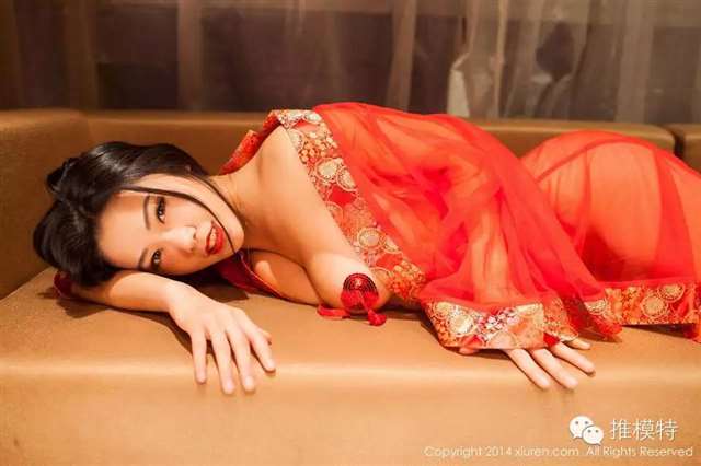 推模特 李凯诗 Luvian 魅惑复古重装归来