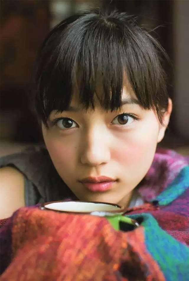 清纯到透明 川口春奈