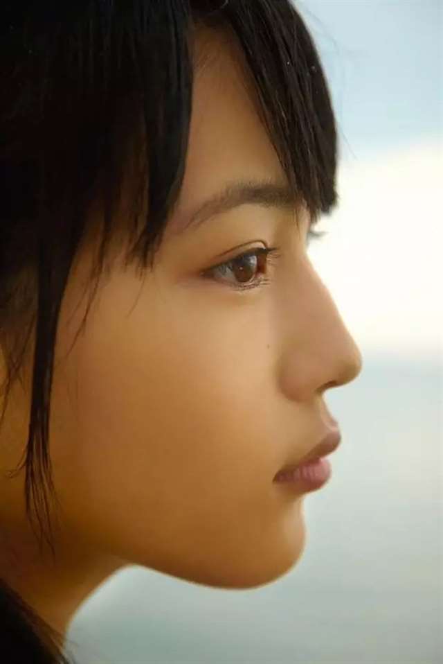 清纯到透明 川口春奈