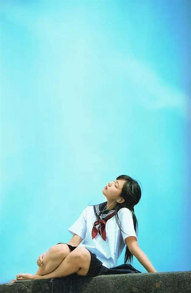 清纯到透明 川口春奈