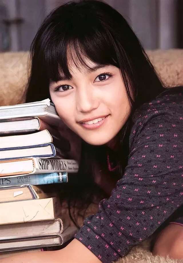 清纯到透明 川口春奈