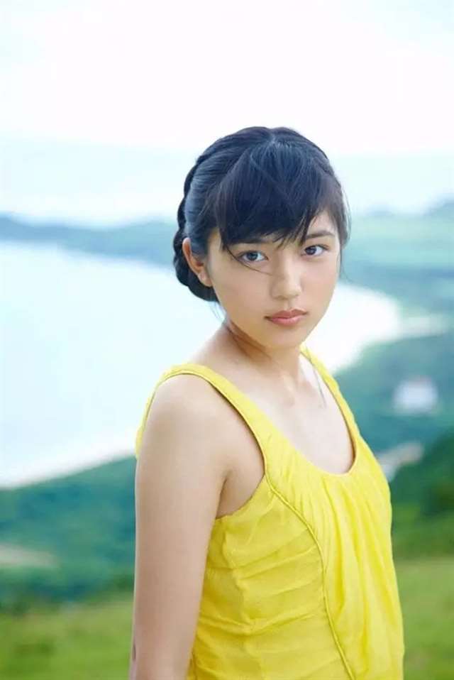 清纯到透明 川口春奈